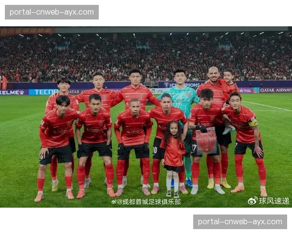 中超观赛人次达618.1万同比增长32.54%,球迷文化持续升温 中超观赛人次达618.1万同比增长32.54%,球迷文化持续升温